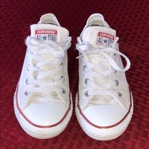 Size 3 (Women’s 6/6.5) converse